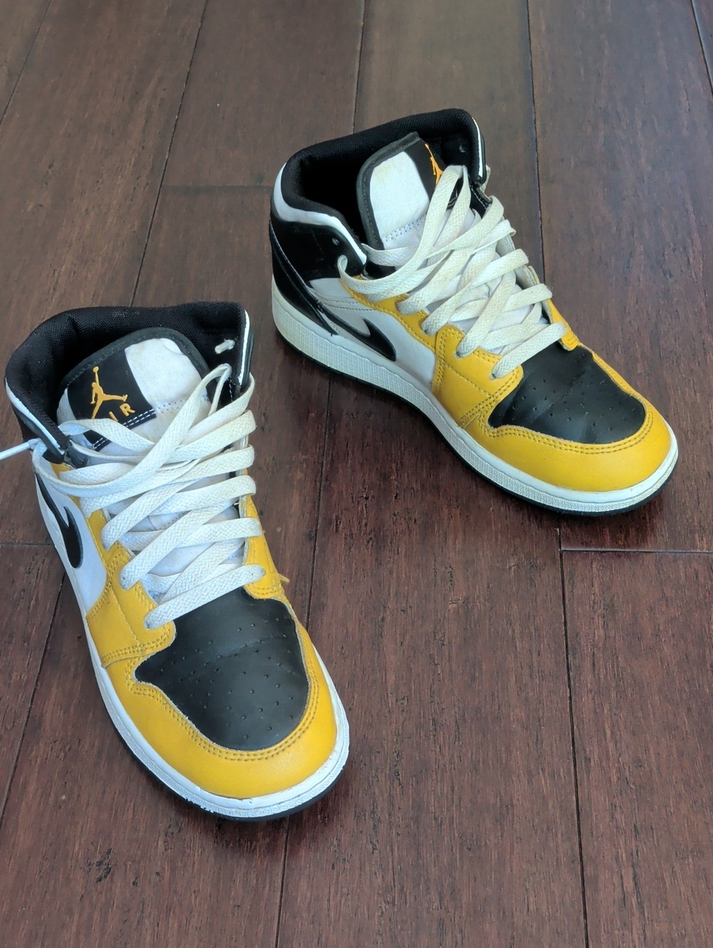 Air Jordan JV2 Yellow Black White Mid-Top Sneakers